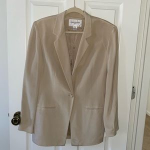 Women’s Suit